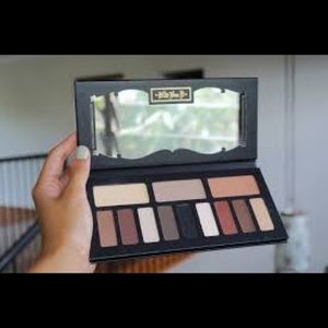Kat Von D Shade and Light Eye Palette